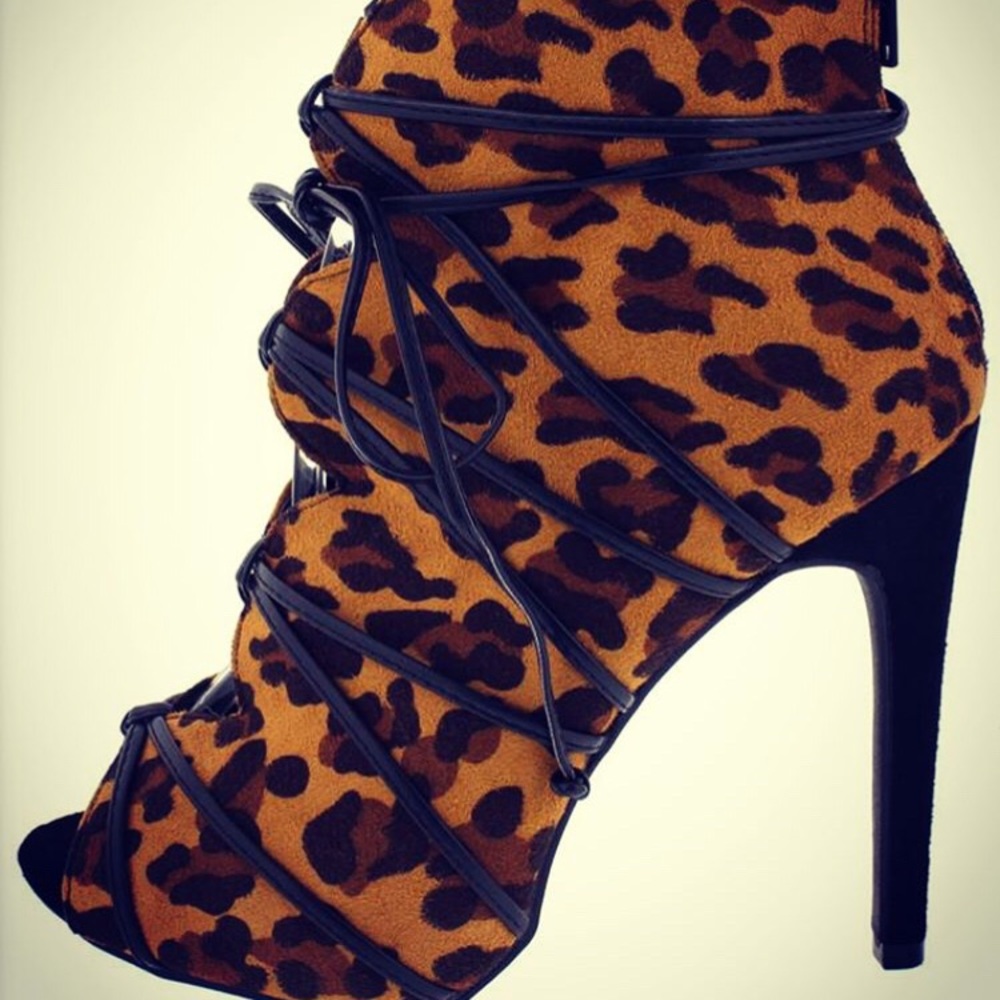 Leporad Open toe booties